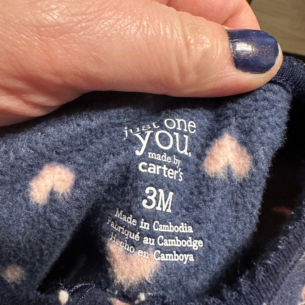 Four size 3 month footed sleepers, one 0-6 month nightgown and 0-3 month swaddle - Picture 7 of 8